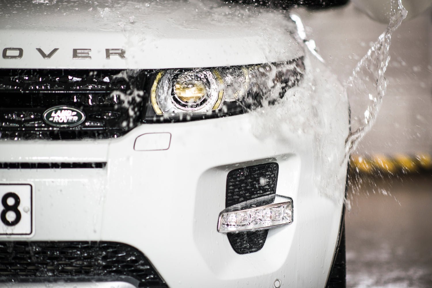 Ajovalojen kiillotus - Fure - Autonhoitotuotteet